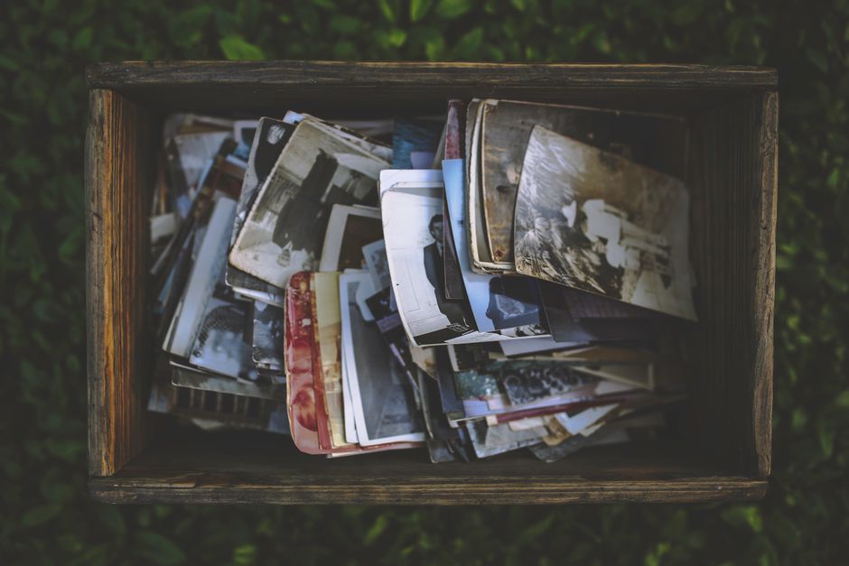 Fabriquer une boîte à souvenirs sensoriels à la maison