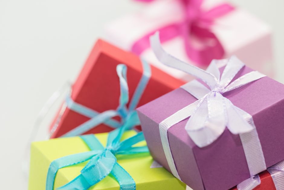 Offrir autrement : pourquoi les cadeaux sensoriels touchent